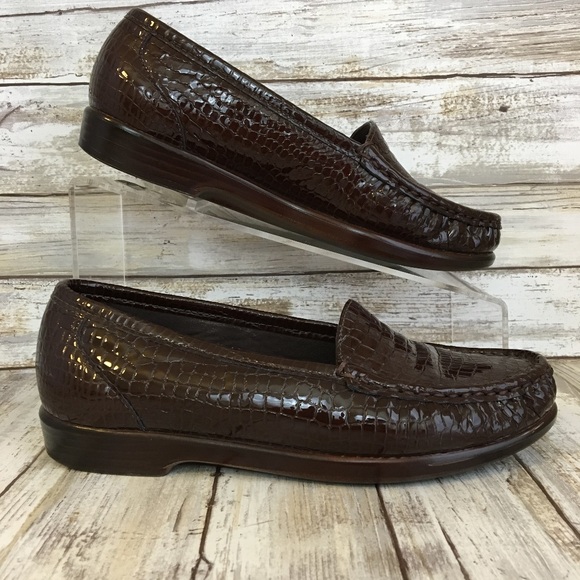 sas simplify shoes